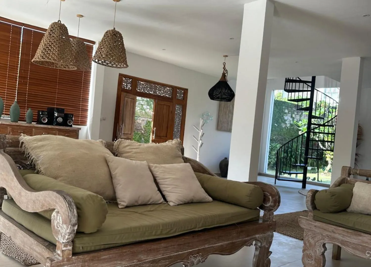 Bellesvillasbali Canggu